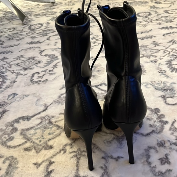 Shultz Lace Up Pointed Toe Stiletto Black Boots Napa Soft Stretch Size 7 - Picture 4 of 11